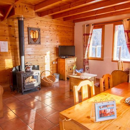 Chalet Le Mélézin hameau des Chazals Nevache Hautes Alpes Extérieur photo
