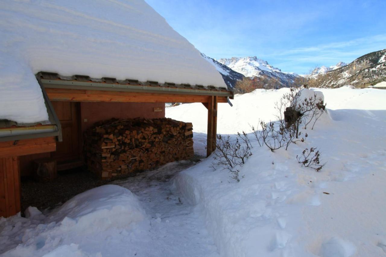 Chalet Le Mélézin hameau des Chazals Nevache Hautes Alpes Extérieur photo