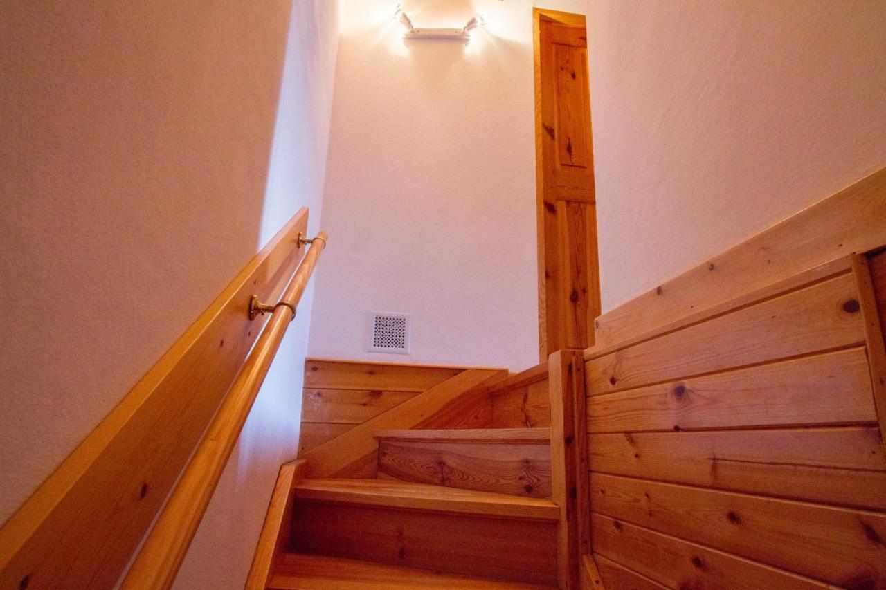 Chalet Le Mélézin hameau des Chazals Nevache Hautes Alpes Extérieur photo