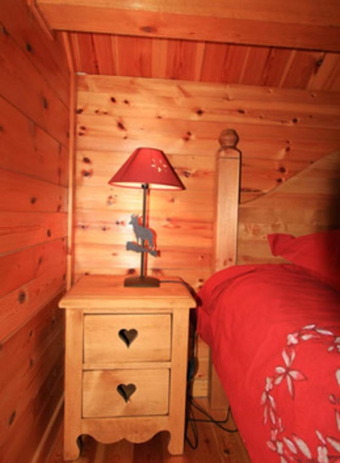 Chalet Le Mélézin hameau des Chazals Nevache Hautes Alpes Extérieur photo